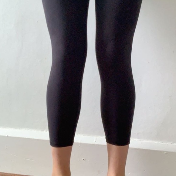 Black 7/8 leggings - Picture 4 of 4